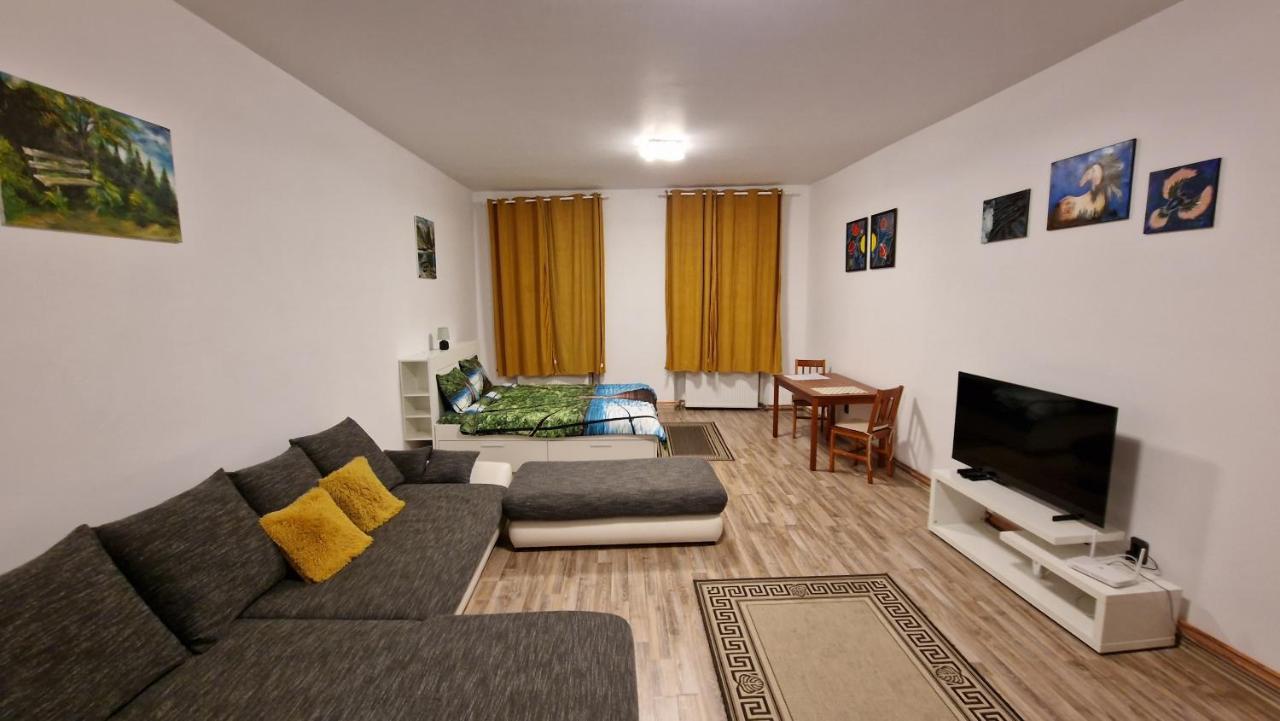 Vadim'S Guesthouse Sibiu Exteriör bild